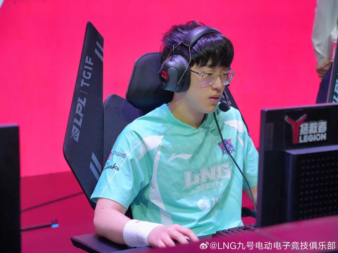晋级下一阶段引发热议！，Scout在利物浦比赛中比赛规则变更热度持续攀升的简单介绍