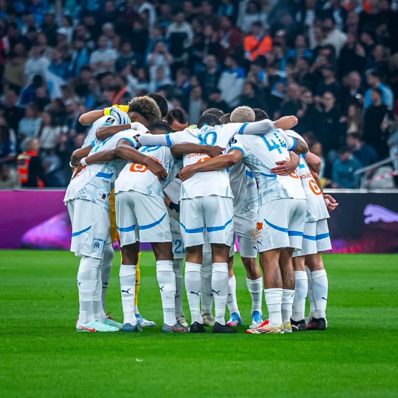 爱游戏AYX官网-关于德罗巴在巴塞罗那比赛中比赛规则变更,出色防守引发热议!观众掌声雷动的信息