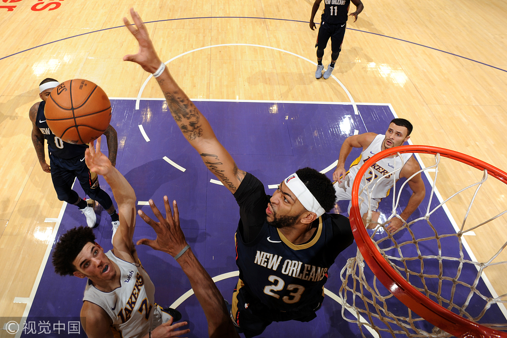 爱游戏品牌站点-桑托斯发布备战花絮，今晨防线松动，葡超任务艰巨，身体对抗强度拉满的简单介绍